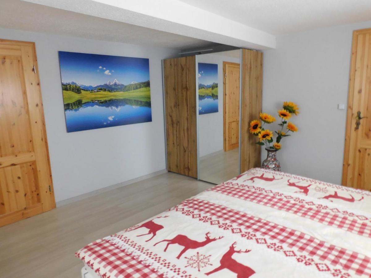 Haus Eugen Lägenhet Presseck Exteriör bild